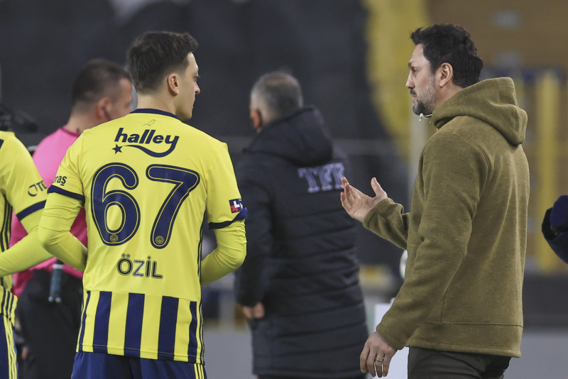 Son dakika spor haberleri: Fenerbahçe için flaş iddia! Erol Bulut’un yerine...
