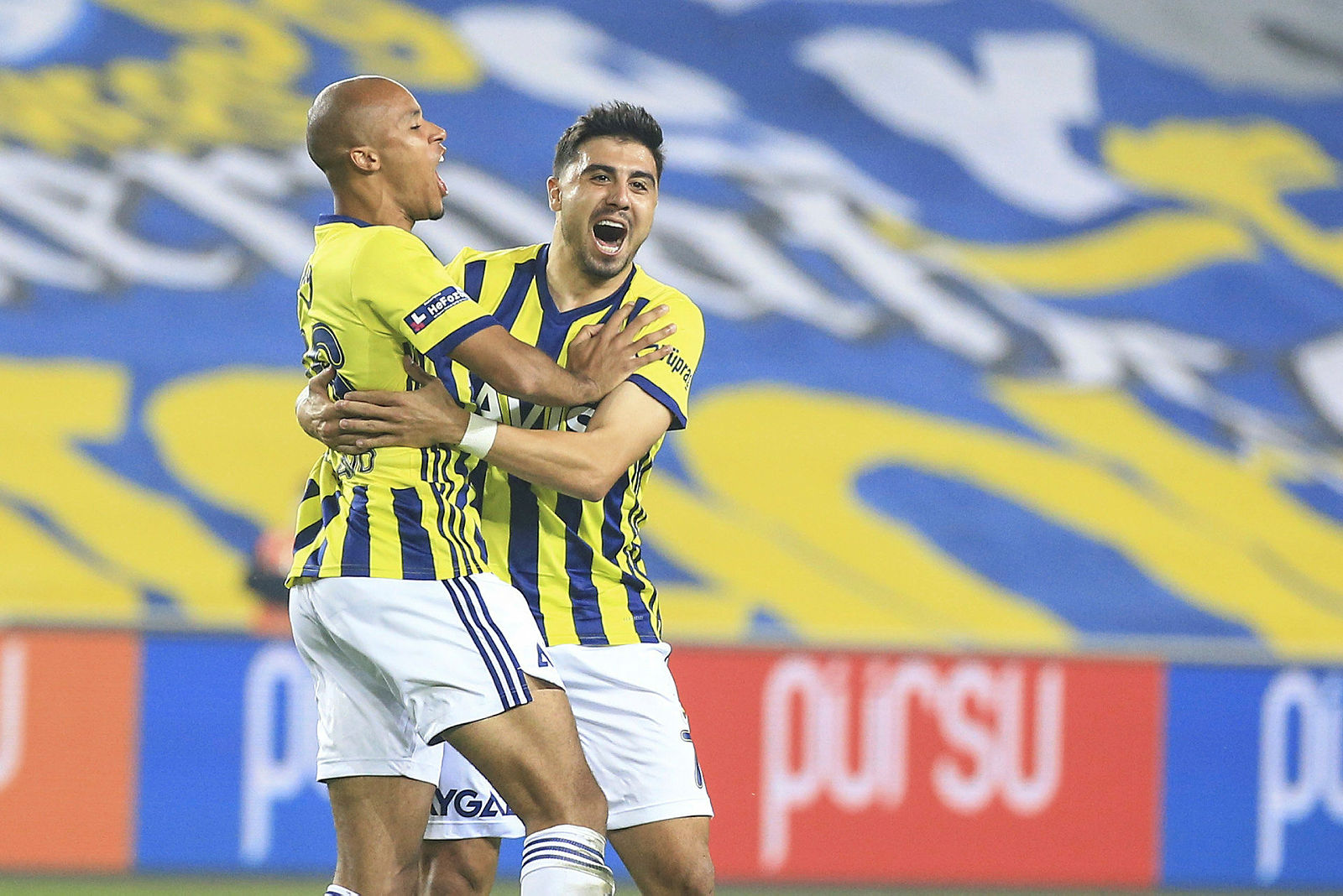 Son dakika spor haberi: Trabzonspor Fenerbahçe maçında yıldızlar sahne alacak! İşte öne çıkan isimler...