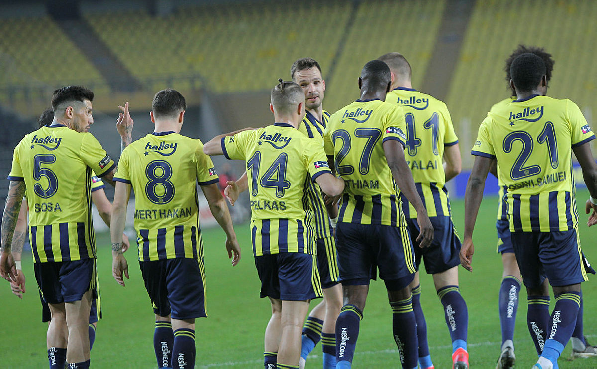 Son dakika spor haberleri: Fenerbahçe’deki gerçekler ortaya çıktı! Erol Bulut’un sorunu...