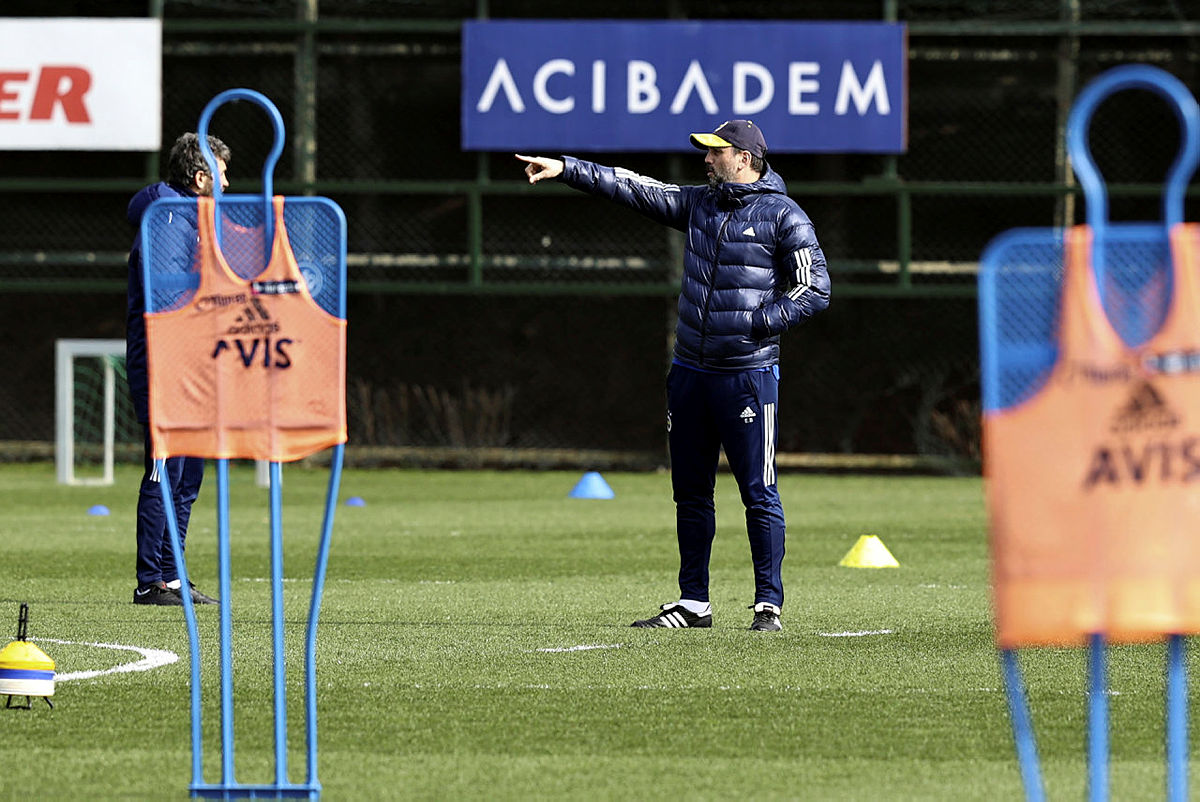 İngilizler duyurdu! Galatasaray’da Fatih Terim’in gözdesine Fenerbahçe kancası