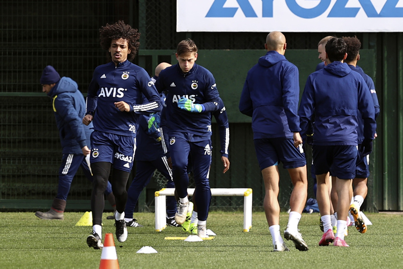 Şampiyonluk yolunda en keskin viraj! İşte 8 maddede Beşiktaş ve Fenerbahçe’nin son durumu