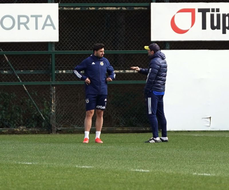 Şampiyonluk yolunda en keskin viraj! İşte 8 maddede Beşiktaş ve Fenerbahçe’nin son durumu