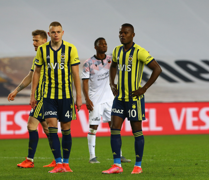 Son dakika FB haberleri | Fenerbahçe’ye Samatta müjdesi! 3 milyon euro
