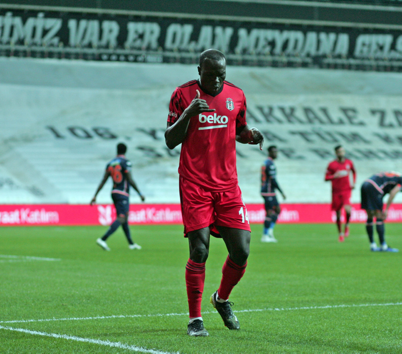 Son dakika spor haberi: Beşiktaş’ta yıldızı tekrar parlayan Vincent Aboubakar’a İngiltere’den talip var!