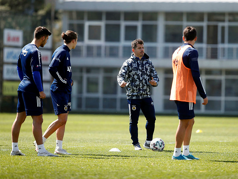 Son dakika spor haberi: Fenerbahçe yeni teknik direktörü için 4 kriter belirledi! İşte detaylar...