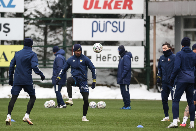 Son dakika Fenerbahçe haberleri: Mesut Özil’den büyük fedakarlık! Dönüş tarihi belli oldu