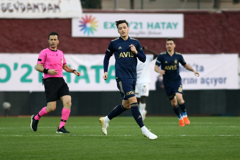 Son dakika Fenerbahçe haberleri: Mesut Özil’den büyük fedakarlık! Dönüş tarihi belli oldu