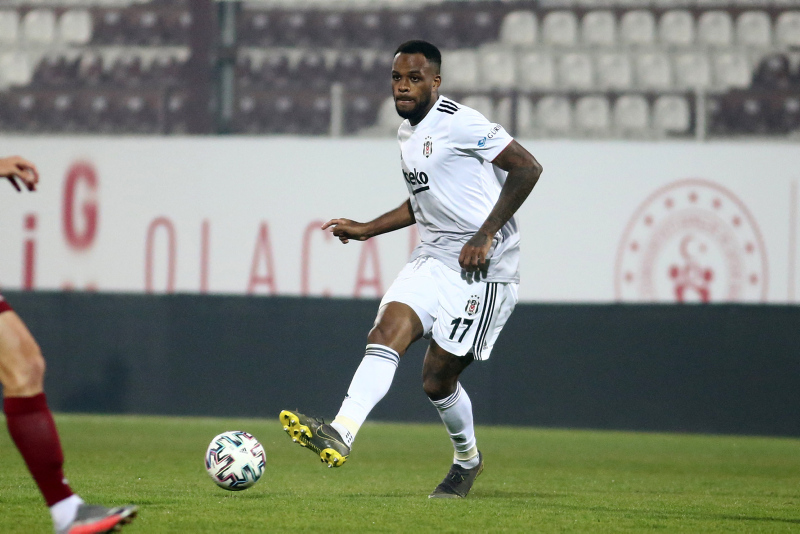 Son dakika spor haberleri: Everton’dan flaş transfer hamlesi! Larin teklifi ortaya çıktı | BJK transfer haberleri