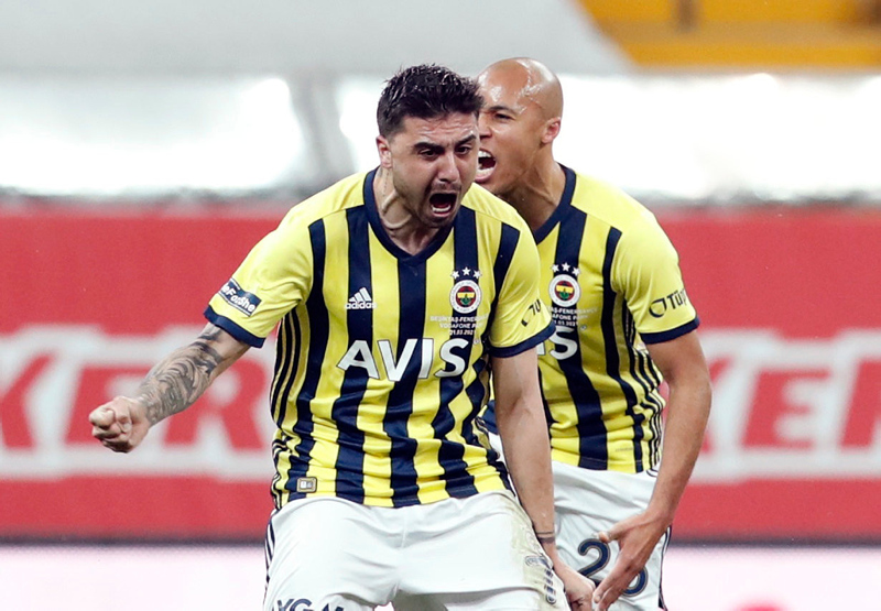 Fenerbahçeli Ozan Tufan ’Hayalim Premier Lig’ demişti ama... Fransız devi devreye girdi