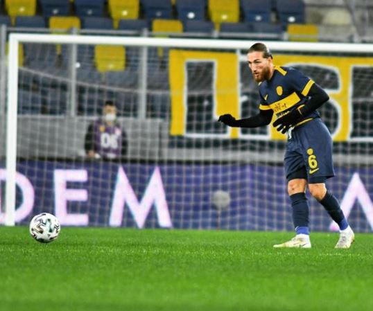 Son dakika spor haberi: Fenerbahçe’den yerli stoper harekatı! Gelecek sezon...