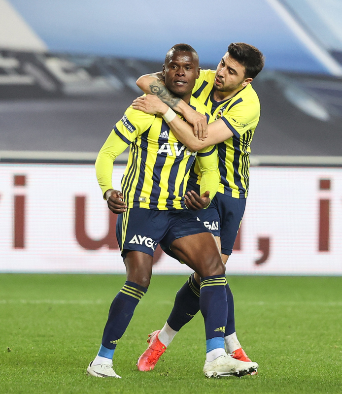 Fenerbahçe’de Mbwana Samatta’dan flaş Emre Belözoğlu sözleri!