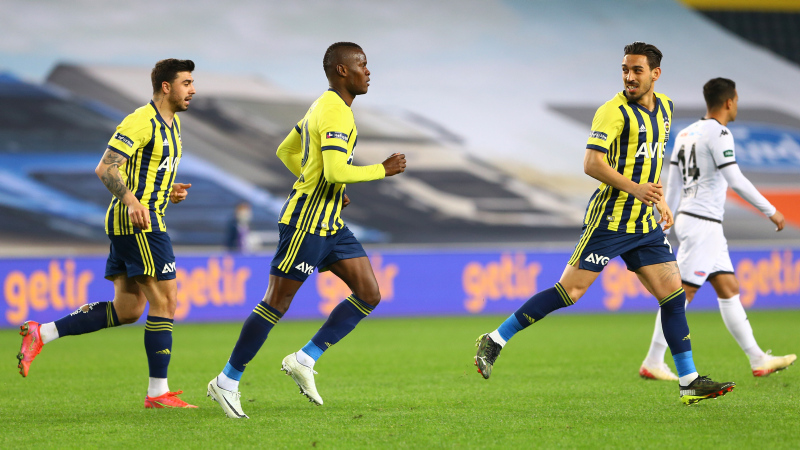 Fenerbahçe’de Mbwana Samatta’dan flaş Emre Belözoğlu sözleri!