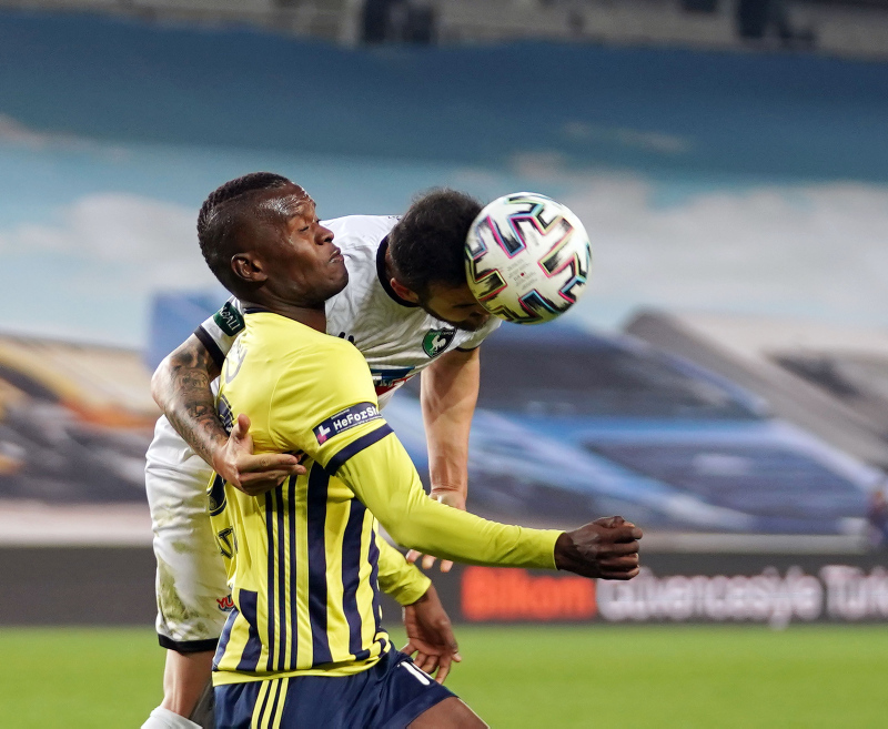 Fenerbahçe’de Mbwana Samatta’dan flaş Emre Belözoğlu sözleri!