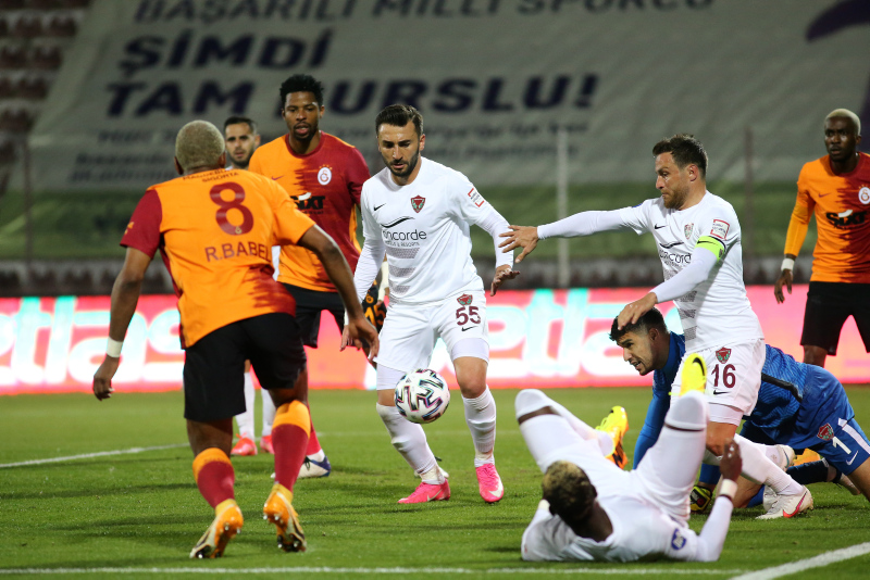 Son dakika spor haberi: Galatasaraylı Ryan Babel’in ekonomisi futbolundan daha iyi! İşte o tavsiye...