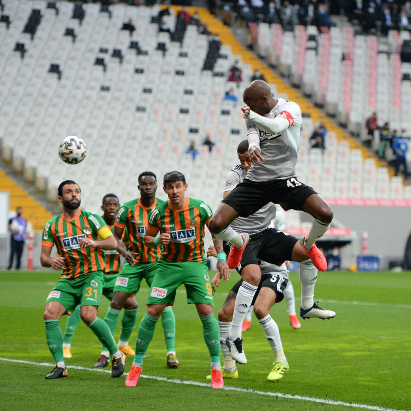 Son dakika spor haberi: Usta yazarlar Beşiktaş - Alanyaspor maçını bu sözlerle değerlendirdi!