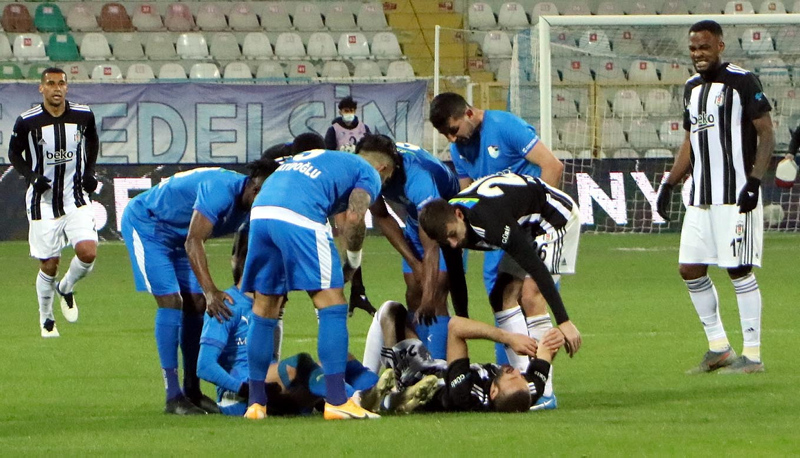 Erzurumspor Stadı’nın zemini için flaş açıklama! Beşiktaşlı Cenk Tosun sakatlanmıştı...