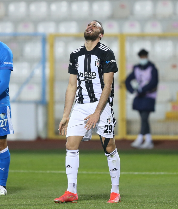 Son dakika spor haberleri: Cenk Tosun’un babası Şenol Tosun’dan sakatlık yorumu! O anı gördüm ve...