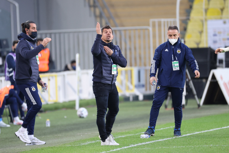 Son dakika Fenerbahçe haberi: Emre Belözoğlu’dan Beşiktaş ve şampiyonluk sözleri! Son nefese kadar...