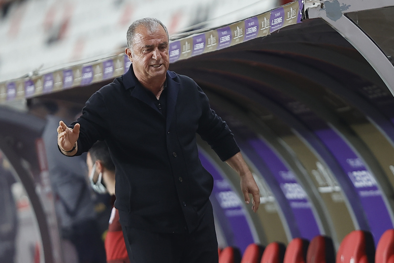 Galatasaray’da Fatih Terim’in 2022 planı! Sürpriz bir karar aldı