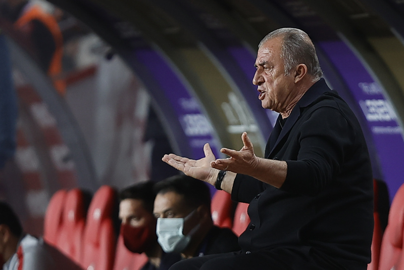 Galatasaray’da Fatih Terim’in 2022 planı! Sürpriz bir karar aldı