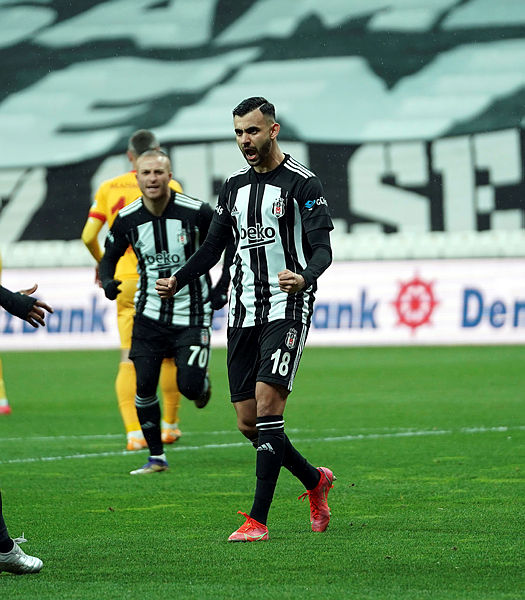 Son dakika spor haberleri: Ghezzal transferde Beşiktaş’a o ismi önerdi! Sergen Yalçın...