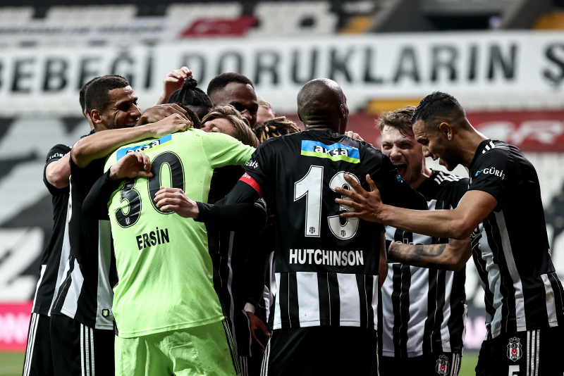 Beşiktaş'ın talebi gerçekleşirse şampiyonluk yarışına ortak oluyor - Spor  haberleri