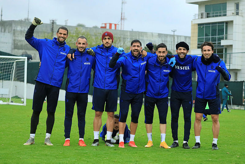 Son dakika spor haberleri: Süper Lig’in yıldızı Trabzonspor’a! Sezon sonunda imzalar atılacak