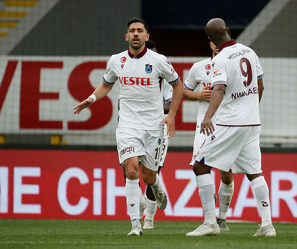 Son dakika spor haberi: Trabzonspor’da hedef 10 transfer!