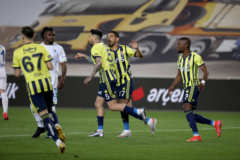 Son dakika spor haberi: Usta yazarlardan Fenerbahçe-Erzurumspor maçının ardından flaş sözler! Büyük takım mantığına aykırı!