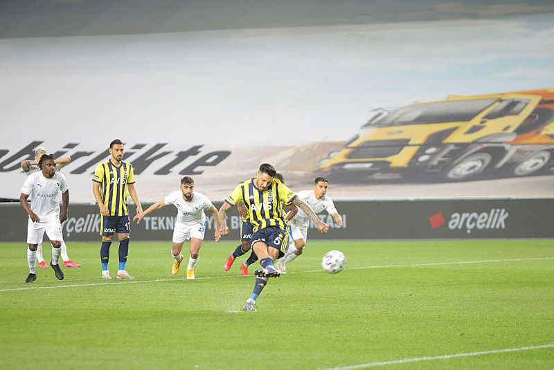 Son dakika transfer haberi: Fenerbahçe’ye dev teklif! Yıldız isim...