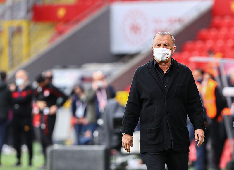 Son dakika transfer haberi: Galatasaray’a Premier Lig’den şef stoper! Sözleşmesi sona eriyor...