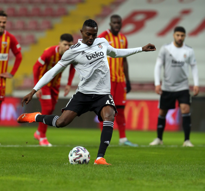 Son dakika spor haberi: Beşiktaş’ta ilk ayrılık gerçekleşiyor! Türkiye Kupası finali sonrası...