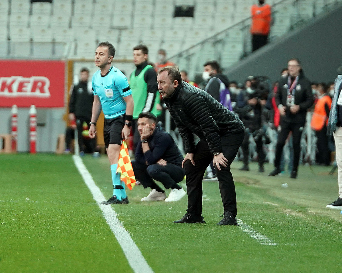 Son dakika spor haberi: Beşiktaş’ta ilk ayrılık gerçekleşiyor! Türkiye Kupası finali sonrası...