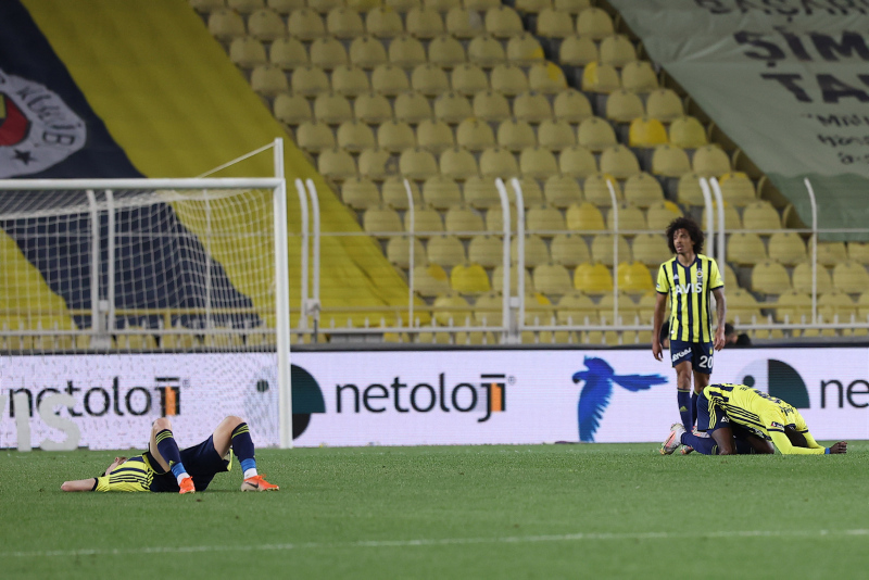 Son dakika spor haberi: Usta yazarlar Fenerbahçe-Sivasspor maçını değerlendirdi! Takımdan temizleyin