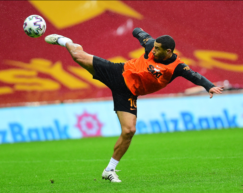 Galatasaray’dan ayrılan Younes Belhanda’nın yeni takımı belli oldu! Servet kazanacak...