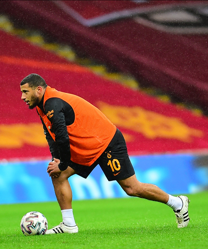 Galatasaray’dan ayrılan Younes Belhanda’nın yeni takımı belli oldu! Servet kazanacak...