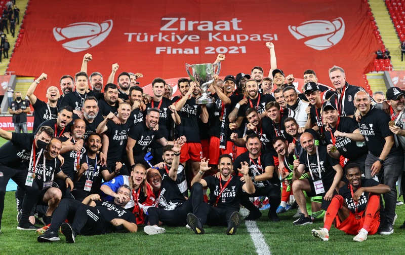 Son dakika spor haberi: Usta yazarlardan Fraport TAV Antalyaspor - Beşiktaş kupa finali sonrası flaş sözler! Gerçek efsane oldu
