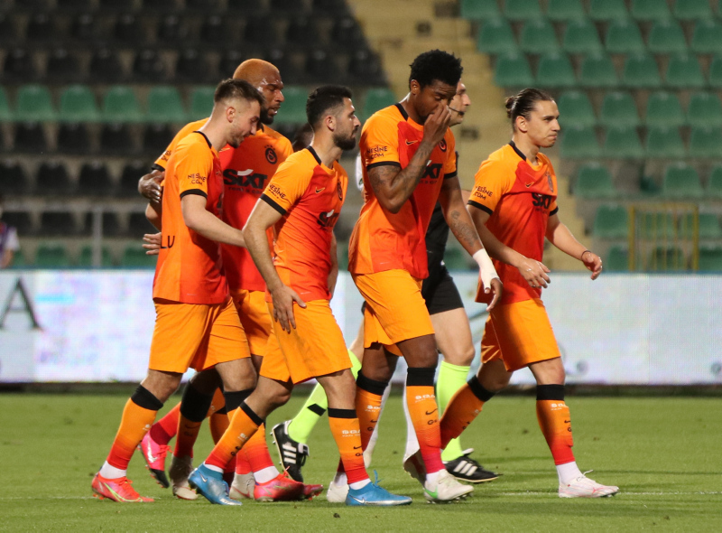 Son dakika spor haberleri: Fatih Terim’den ayrılık raporu! O ismin üstünü çizdi