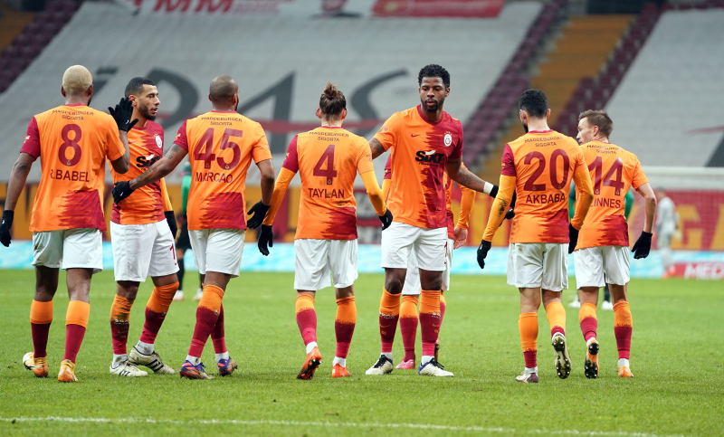 Son dakika spor haberleri: Fatih Terim’den ayrılık raporu! O ismin üstünü çizdi