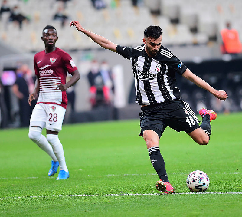 Son dakika spor haberi: Rachid Ghezzal Galatasaray’ın o ismine dikkat çekti!