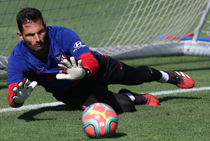 Son dakika spor haberi: Beşiktaş’ın kalesine İspanyol kule! İşte o teklif