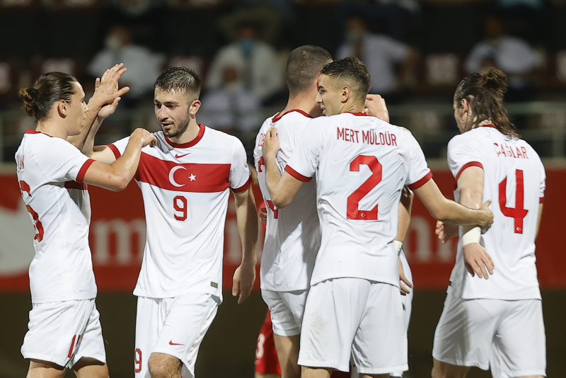 Son dakika spor haberi: Reha Kapsal Türkiye-Azerbaycan hazırlık maçını değerlendirdi!