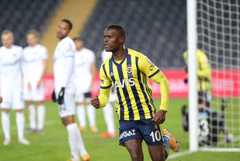 Son dakika transfer haberleri: Fenerbahçe’de Samatta gelişmesi! 3 talip birden...