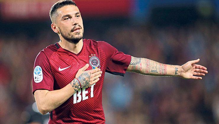 Son dakika spor haberi: Galatasaray yeni 10 numarasını buldu! Rumen yıldız...