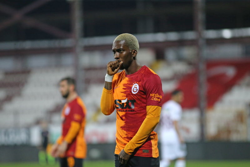 Son dakika transfer haberleri: Galatasaray’da Henry Onyekuru kararı! Opsiyonu bitti ama...