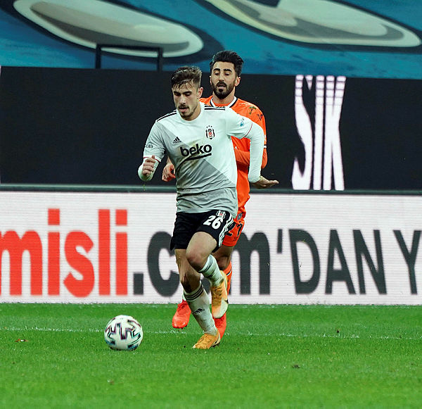 Son dakika Beşiktaş transfer haberleri: Dorukhan Toköz için flaş iddia! İspanyol temsilcisi...