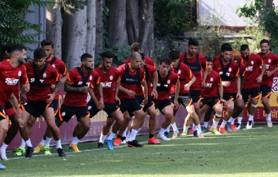 Son dakika transfer haberleri: 2021-2022 model Galatasaray yükleniyor! Fatih Terim istedi yönetim kolları sıvadı