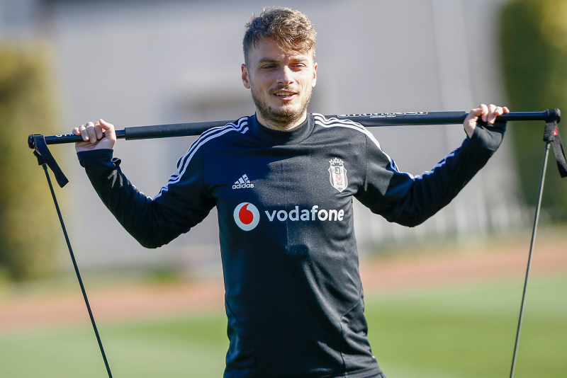 Son dakika transfer haberleri: Beşiktaş’ta Adem Ljajic’le yollar ayrılıyor! Yeni takımı...