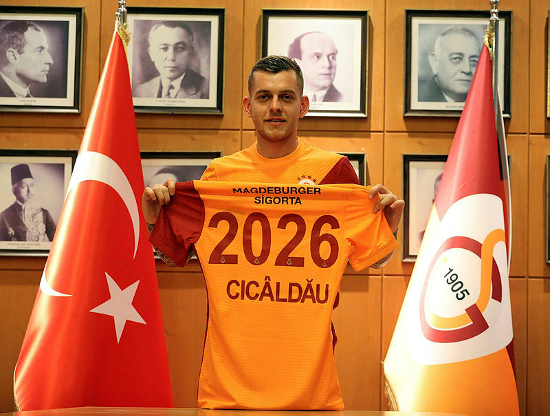 Son dakika spor haberi: Galatasaray transfere doymuyor! Yeni hedef Morutan...