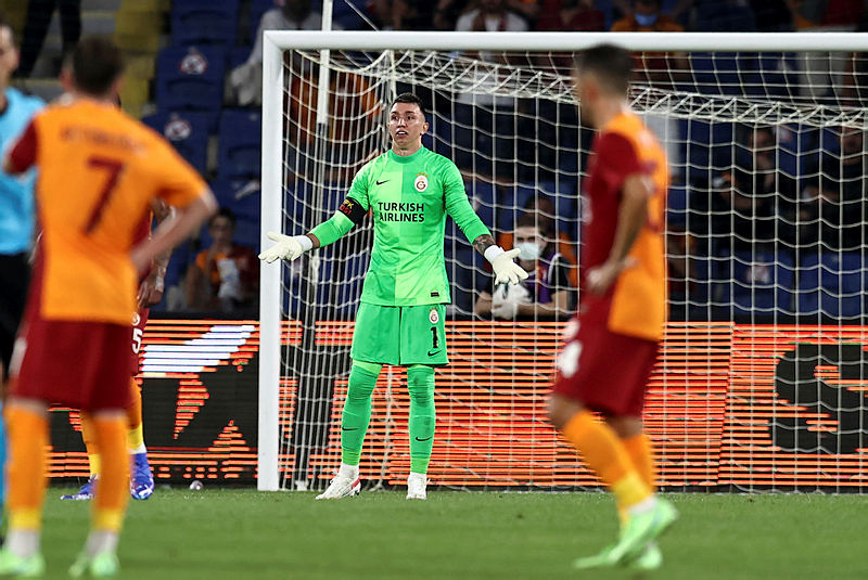 Son dakika spor haberi: Galatasaray’ın UEFA Avrupa Ligi’nde oynayacağı St. Johnstone maçı muhtemel 11’i belli oldu!